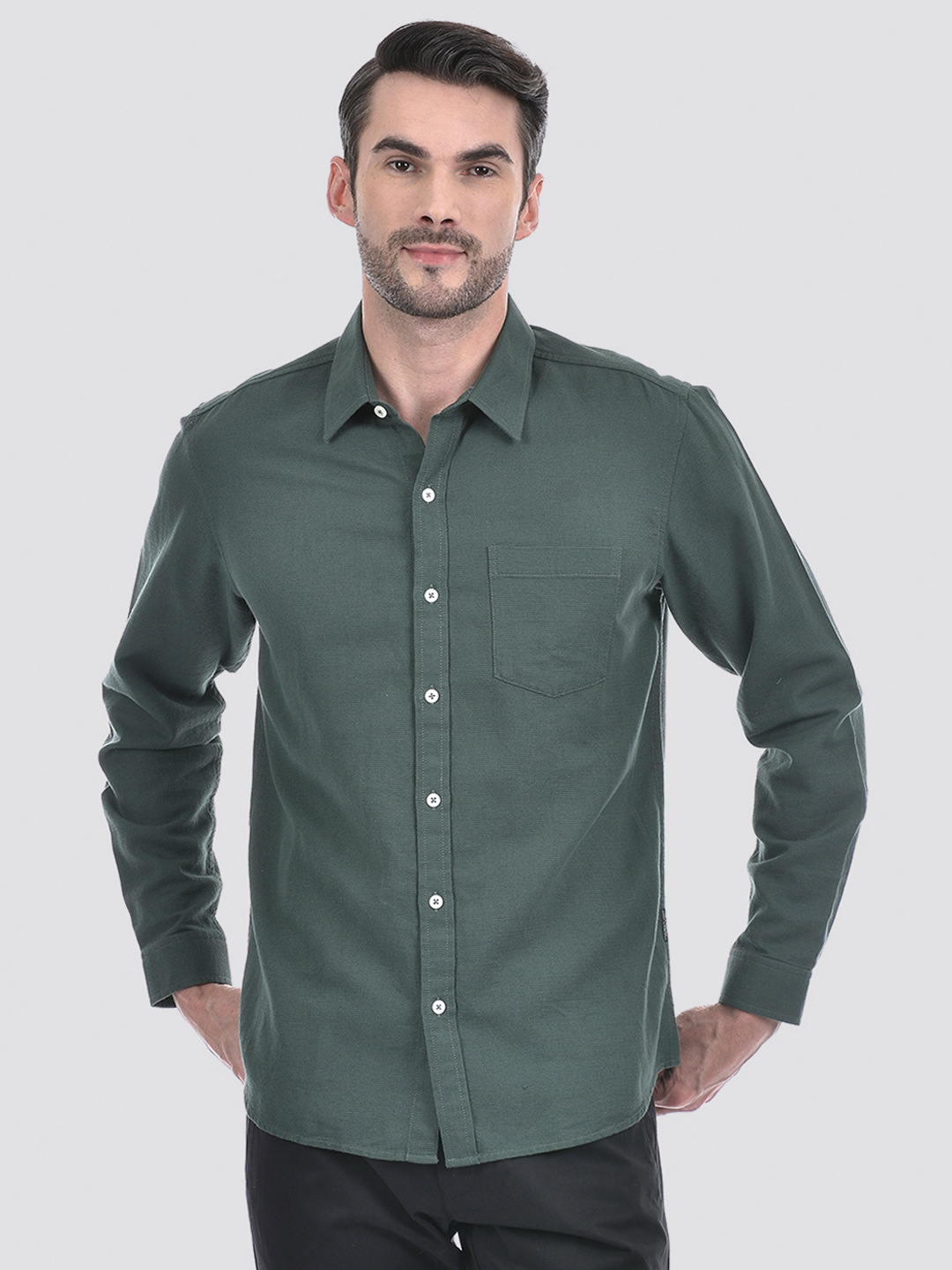Numero Uno Men Solid Green Slim Fit Shirt